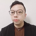 担当ツジ