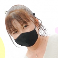 女性店長　唐沢