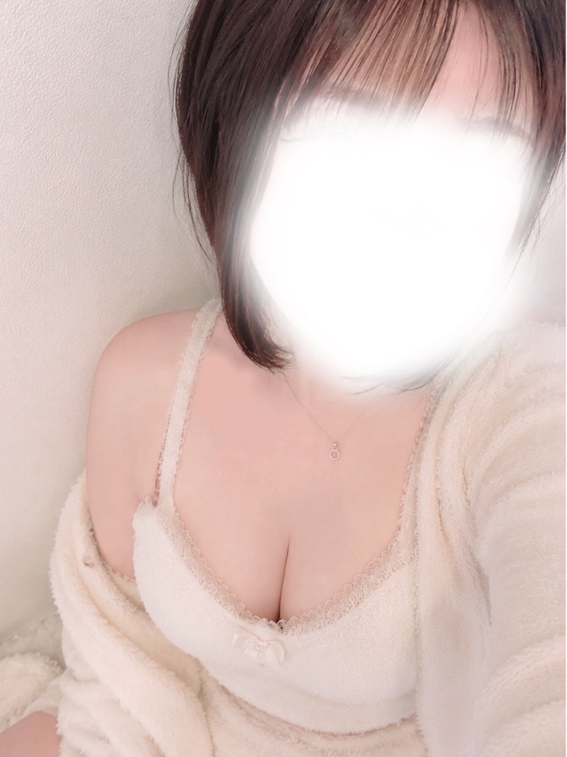 あいな